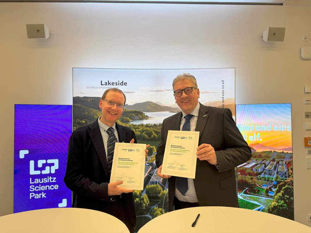 Lakeside Science & Technology Park and Lausitz Science Park sign MOU